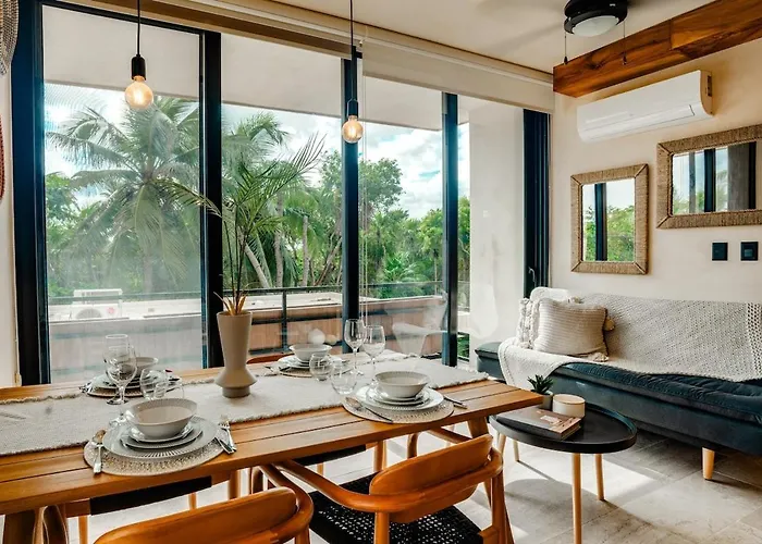 Tankah Bay Jungle With Sea Access 2 Bdr *